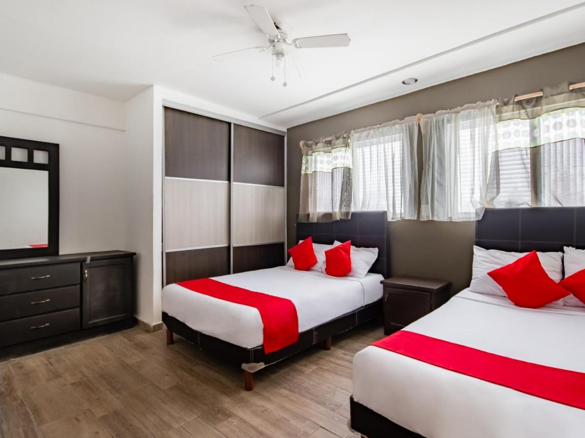 Hotel Halley Леон Екстер'єр фото