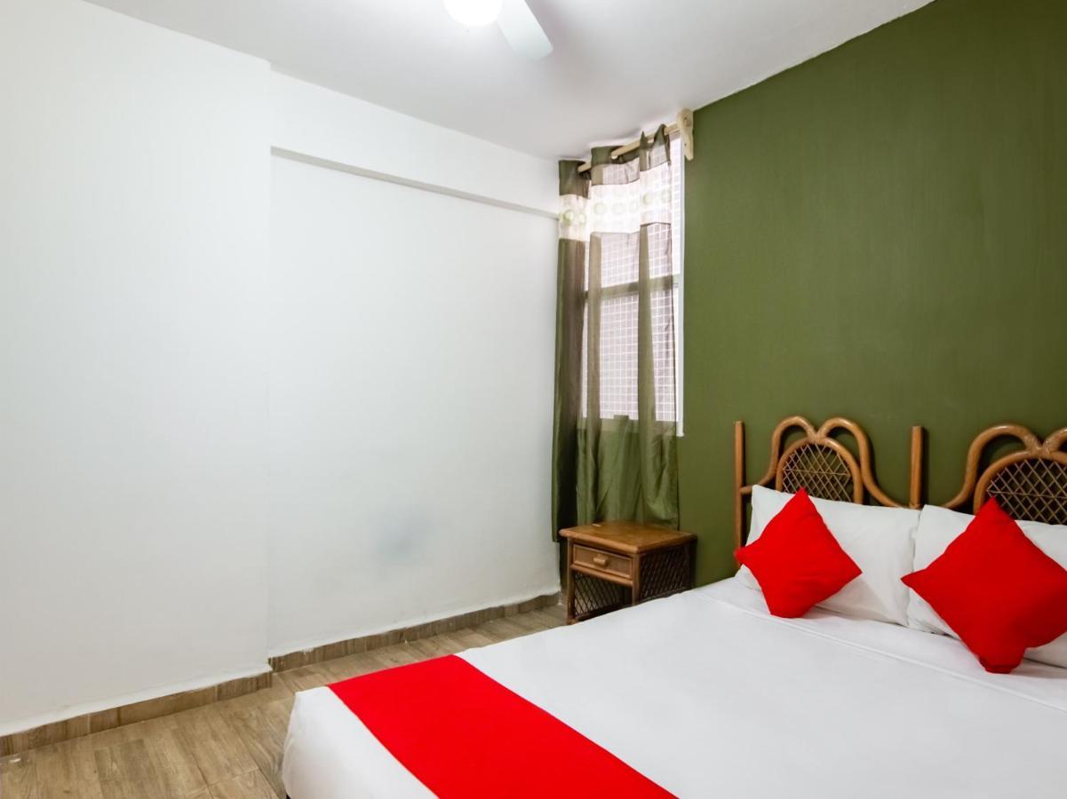 Hotel Halley Леон Екстер'єр фото