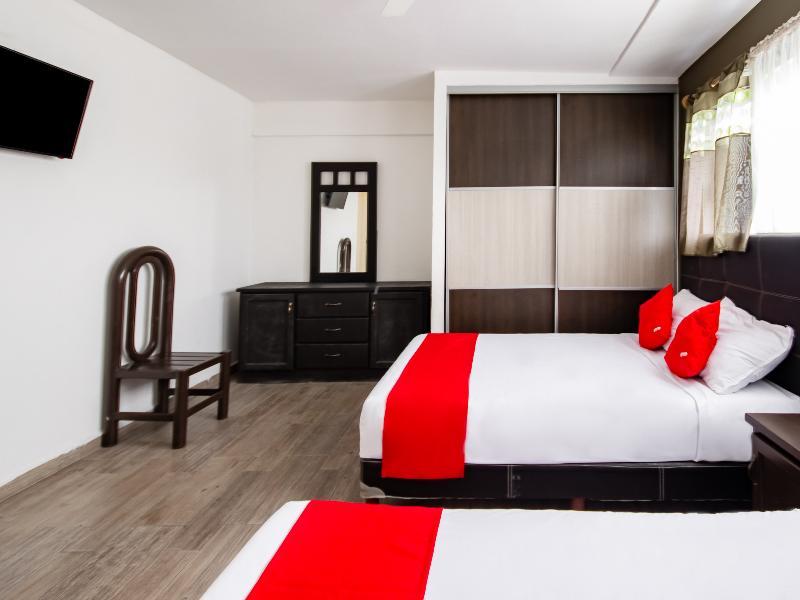 Hotel Halley Леон Екстер'єр фото