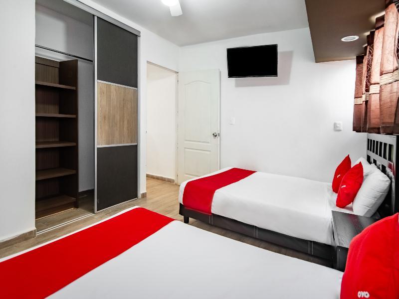 Hotel Halley Леон Екстер'єр фото
