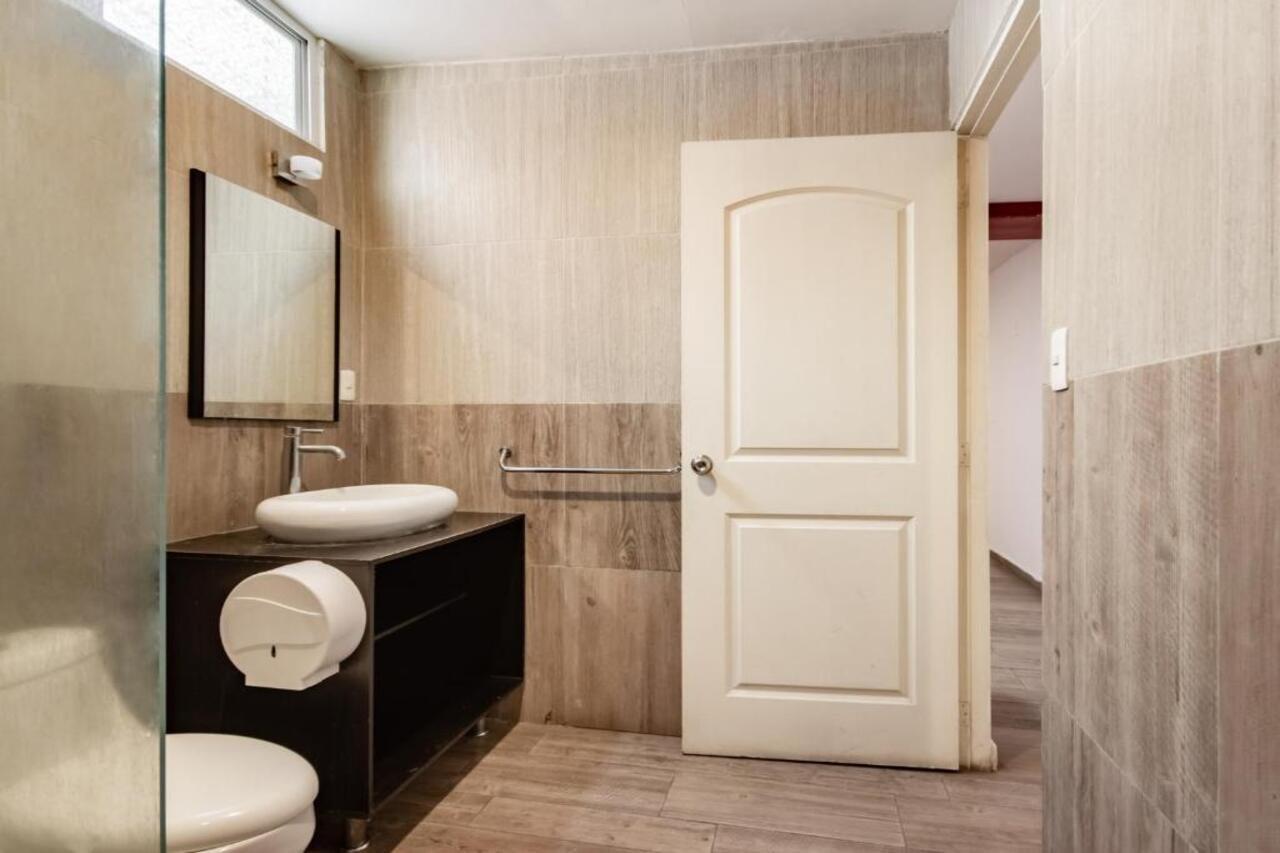 Hotel Halley Леон Екстер'єр фото